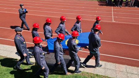 Na izbirnem tekmovanji za mladinsko gasilsko olimpijado 2024 uspešna ekipa mladincev PGD Zg. Tuhinj (1)